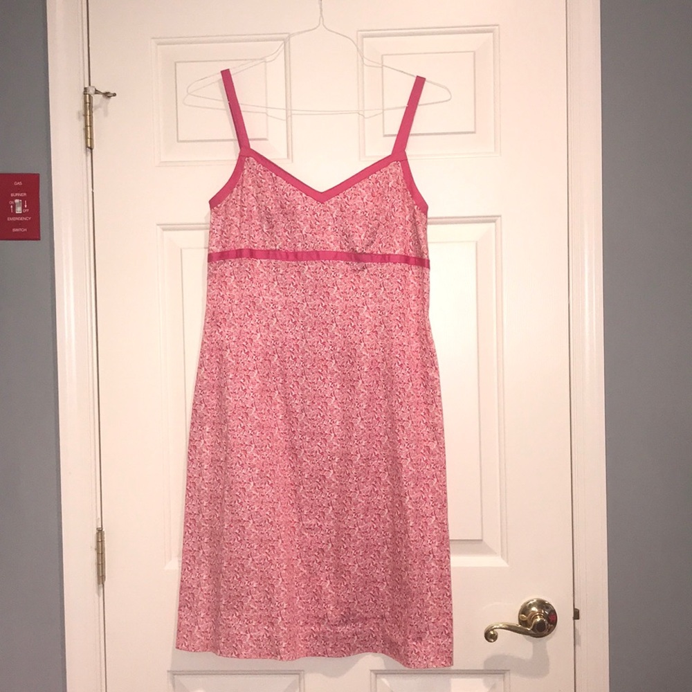 Flowered and pink detailed midi dress